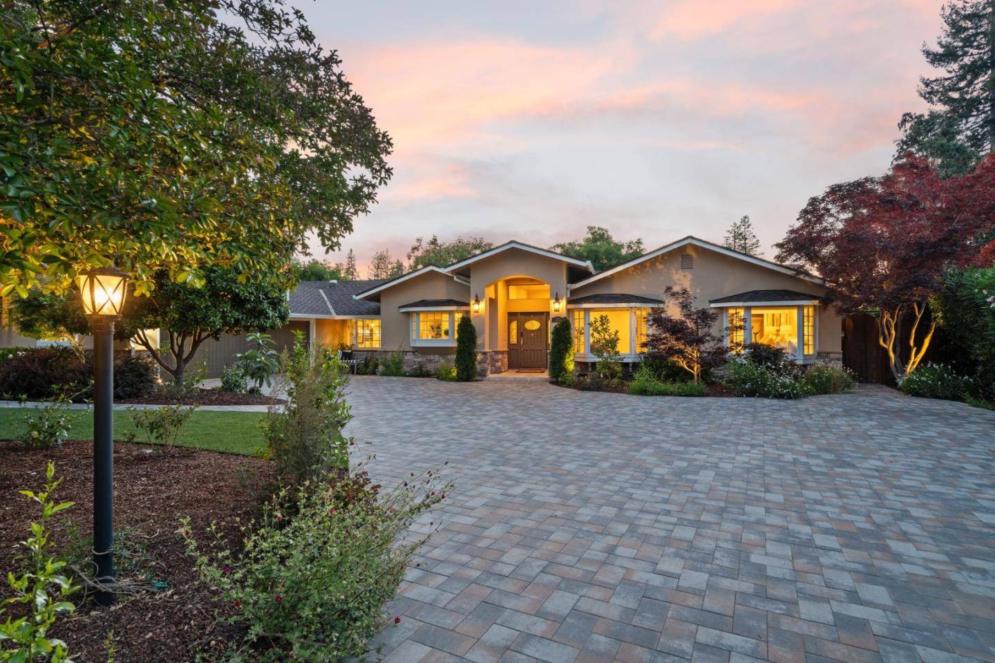 Saratoga, CA 95070,14811 Vickery AVE