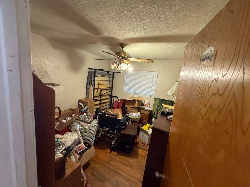 Los Banos, CA 93635,160 N Santa Rosa ST