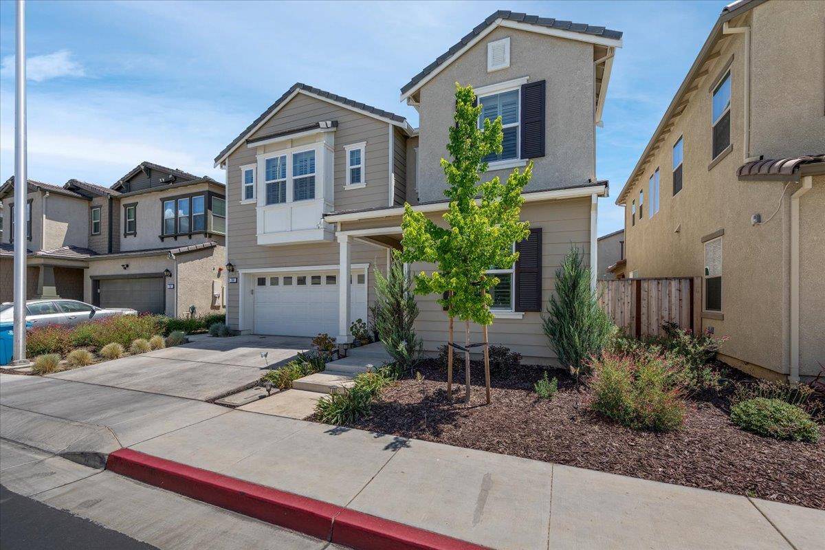 Gilroy, CA 95020,738 Sullivan WAY