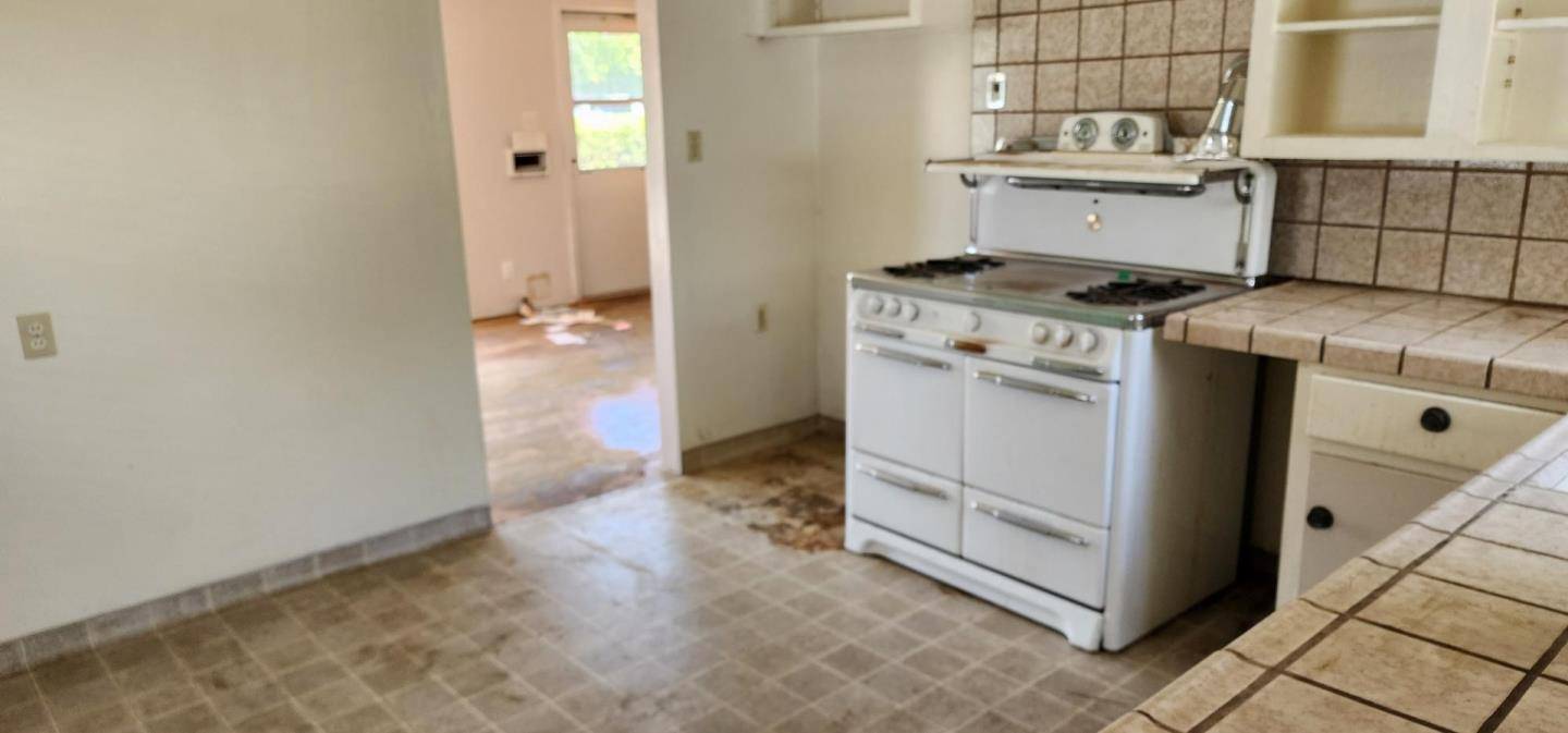 Santa Clara, CA 95054,4320 Bassett ST