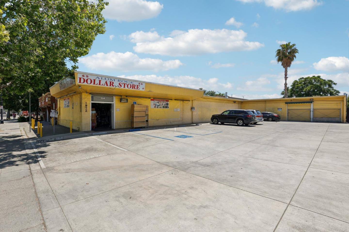 San Jose, CA 95116,1972 Alum Rock AVE