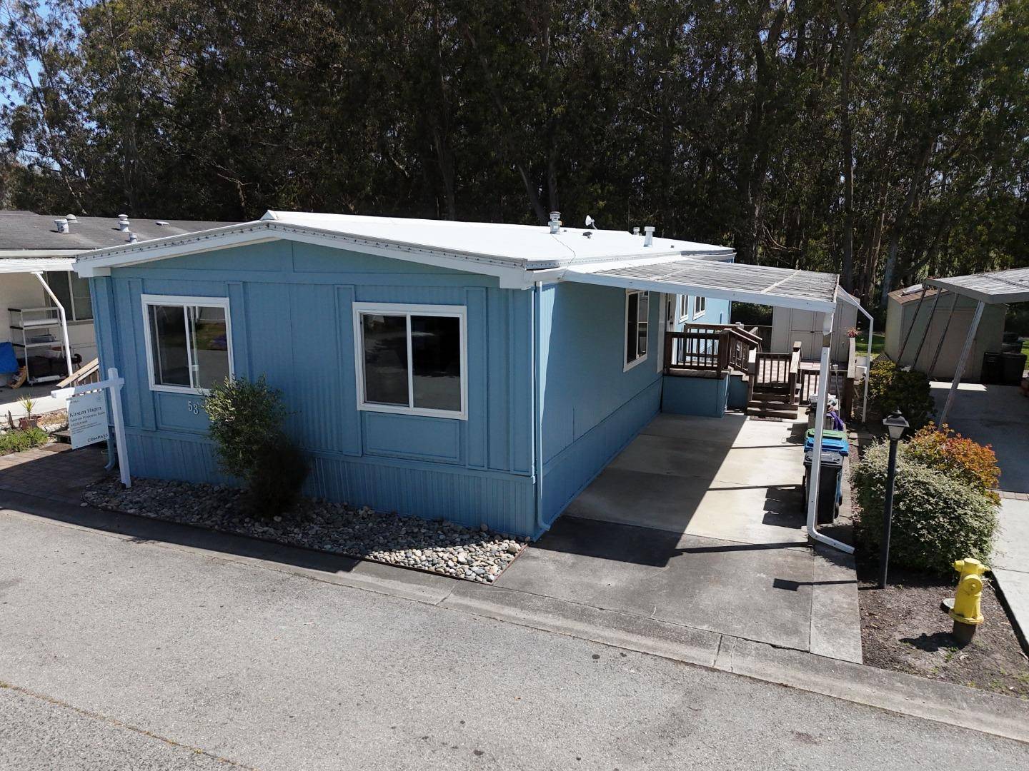 Half Moon Bay, CA 94019,53 Creekside AVE .