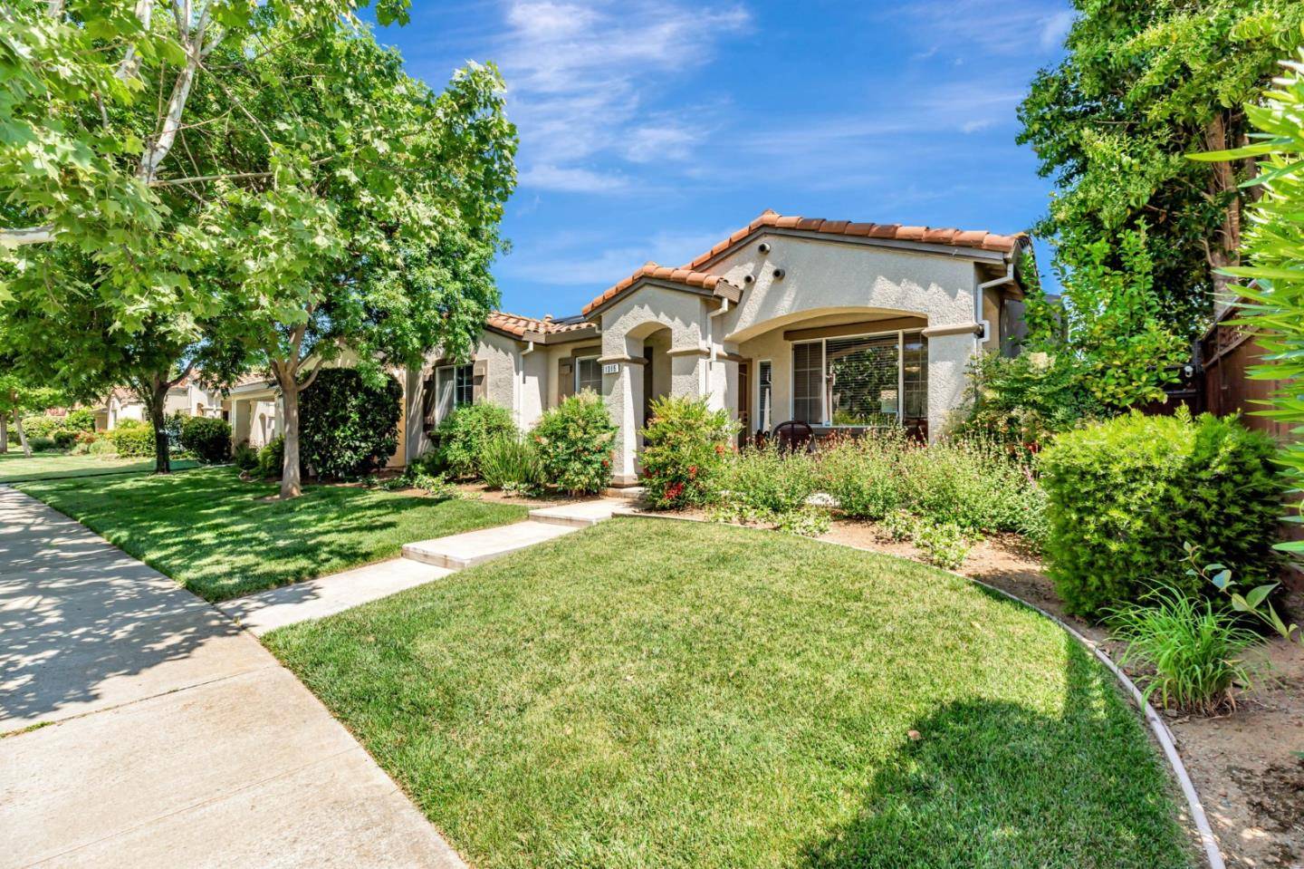 Gilroy, CA 95020,1315 Cypress CT