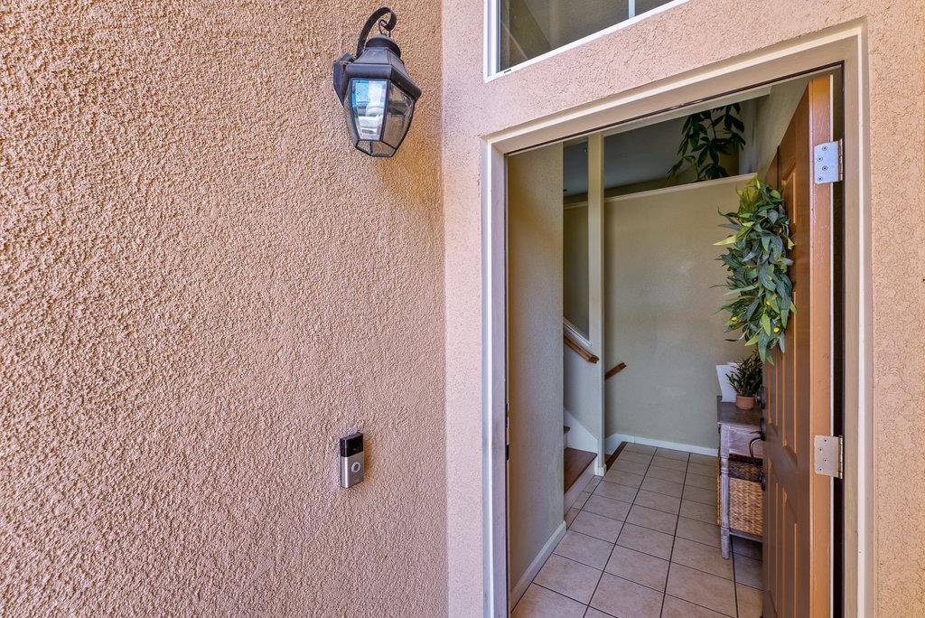 Watsonville, CA 95076,757 Roble ST