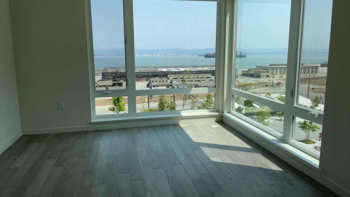 San Francisco, CA 94124,10 Kennedy PL 201