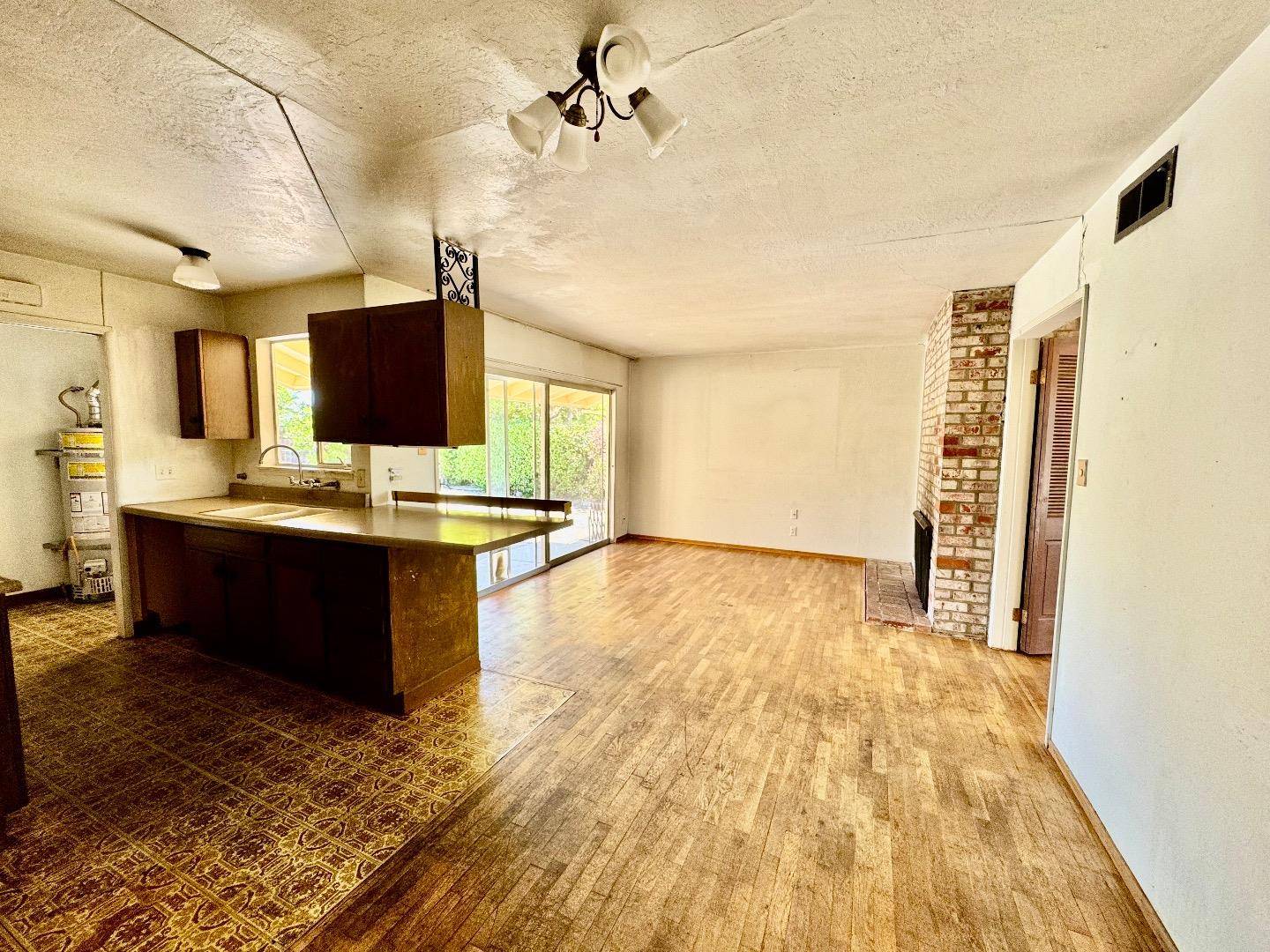 San Jose, CA 95129,6757 Devonshire DR