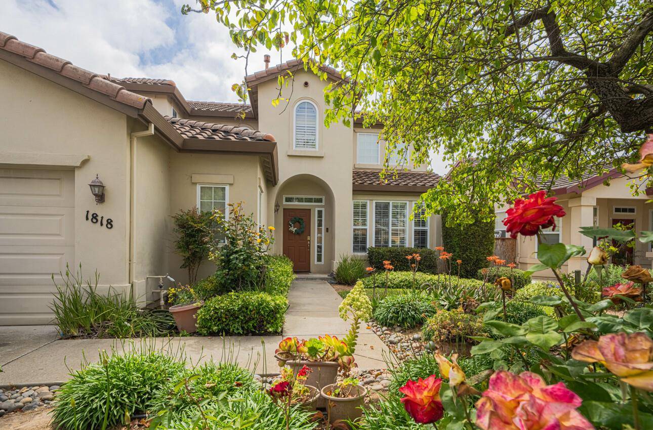 Salinas, CA 93906,1818 Lancashire DR