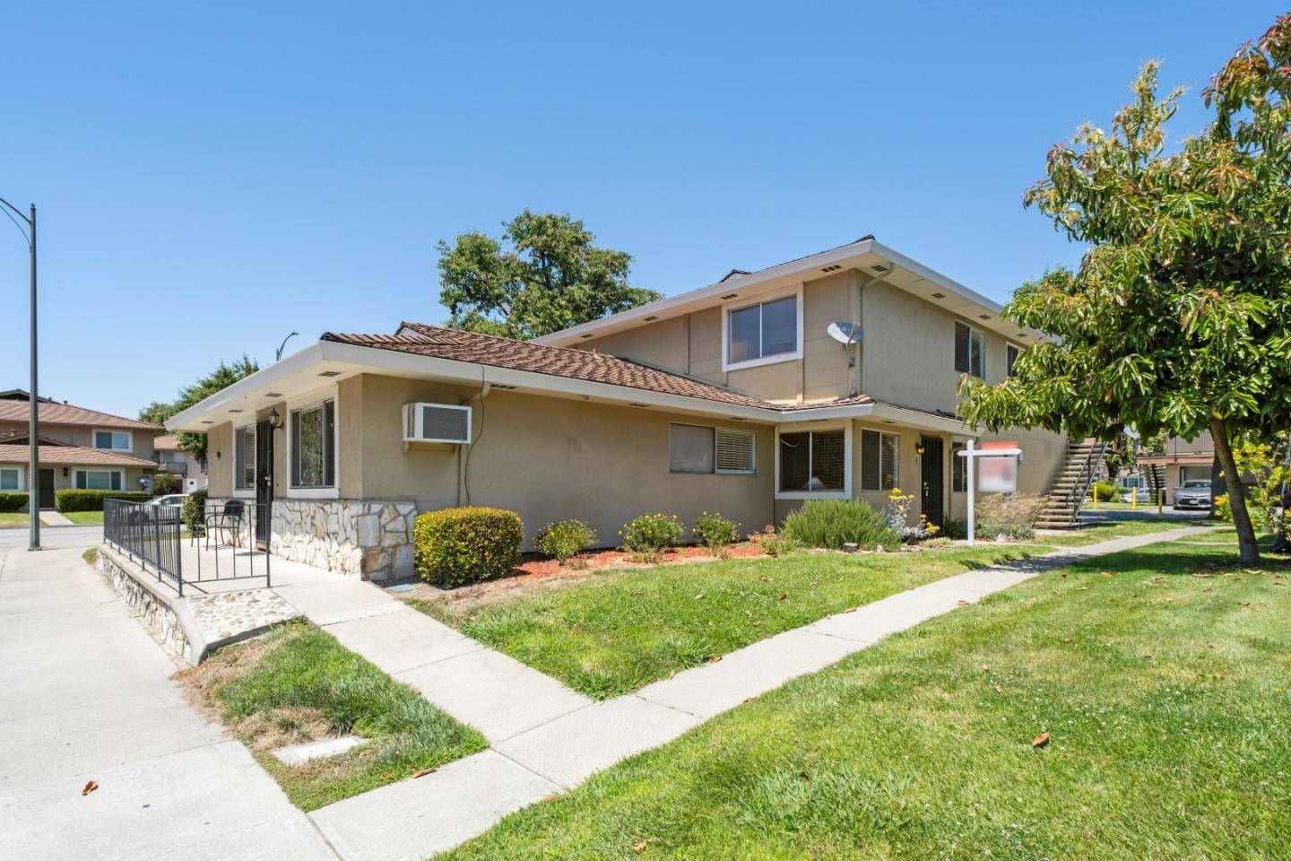 San Jose, CA 95133,860 Wyman WAY 2