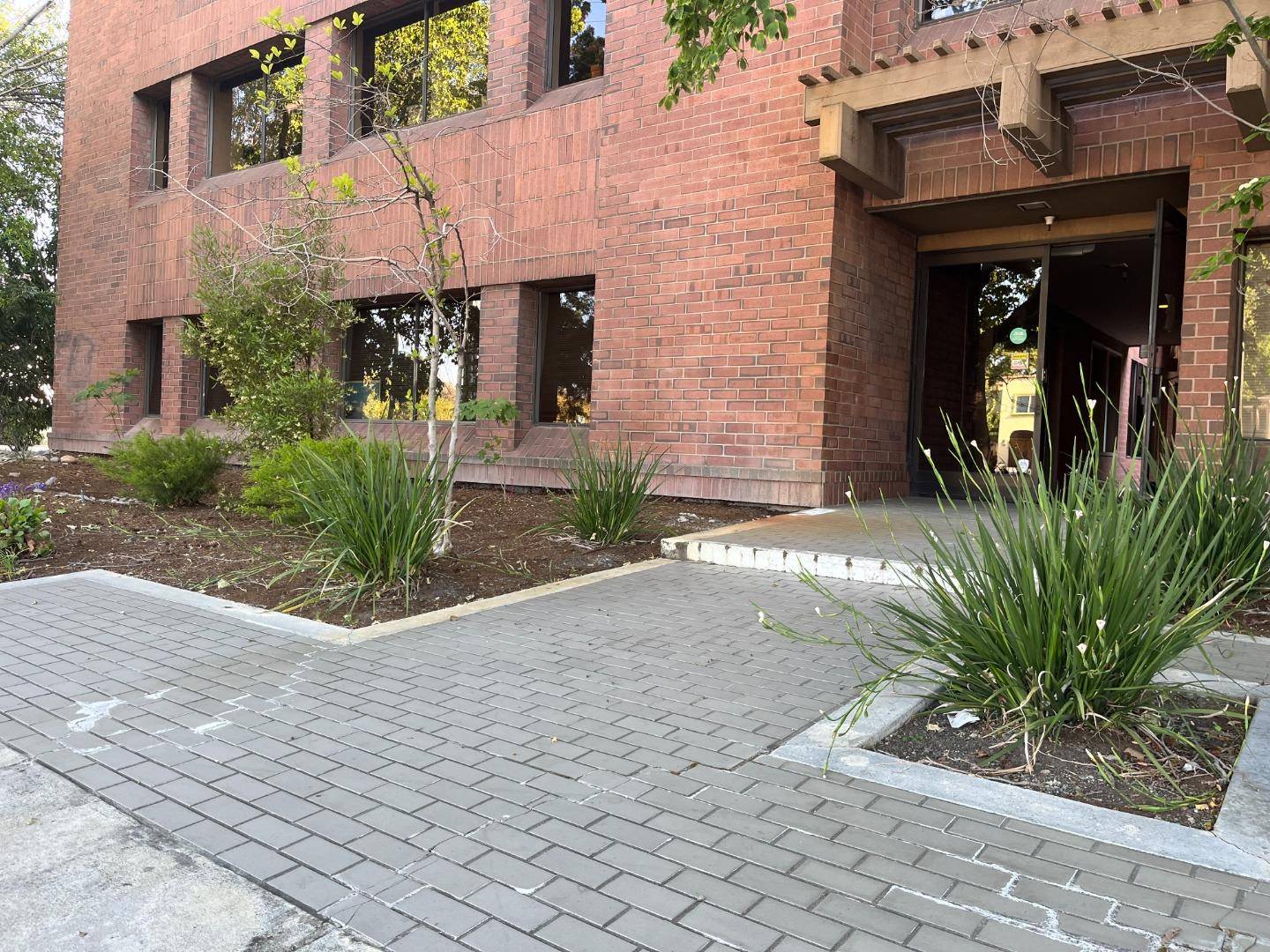 San Jose, CA 95126,2021 The Alameda 199
