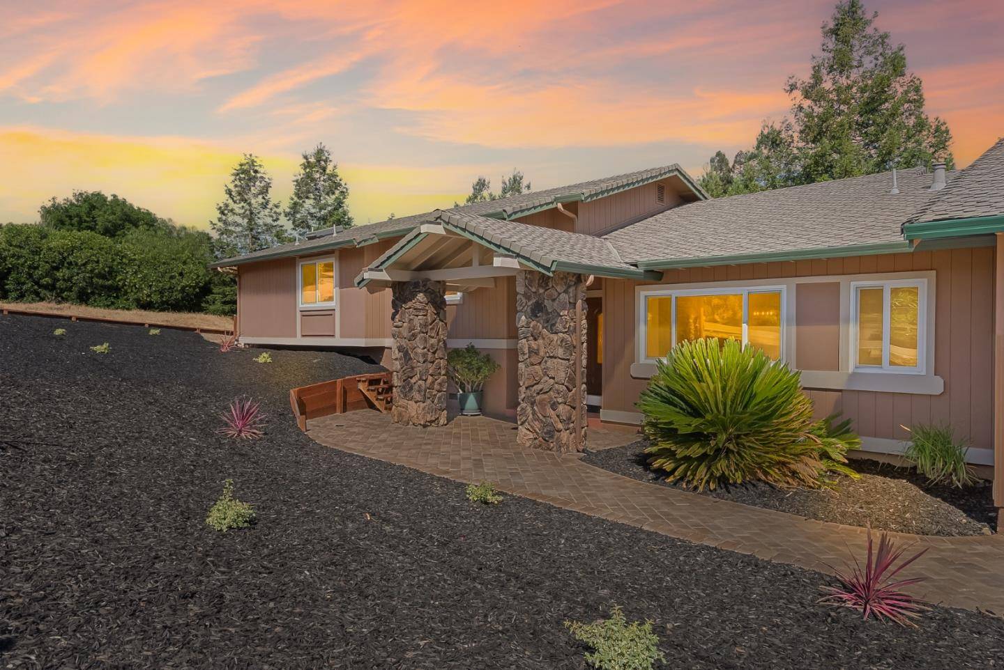Morgan Hill, CA 95037,17151 Parkview DR