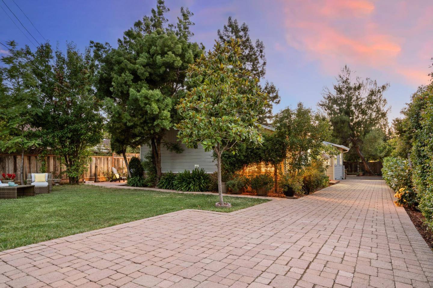 Menlo Park, CA 94027,332 Camino Al Lago