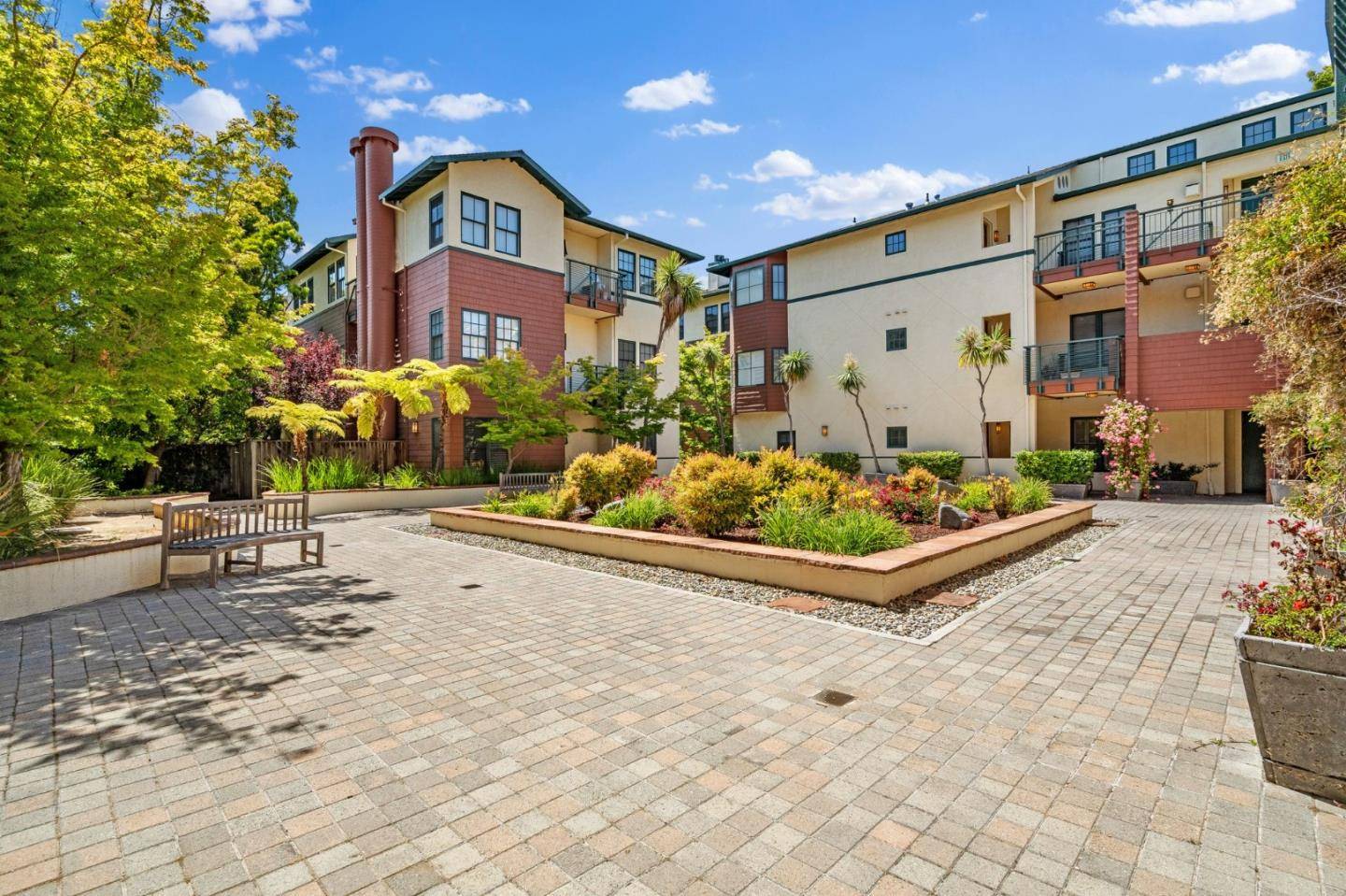 Palo Alto, CA 94306,435 Sheridan AVE 304