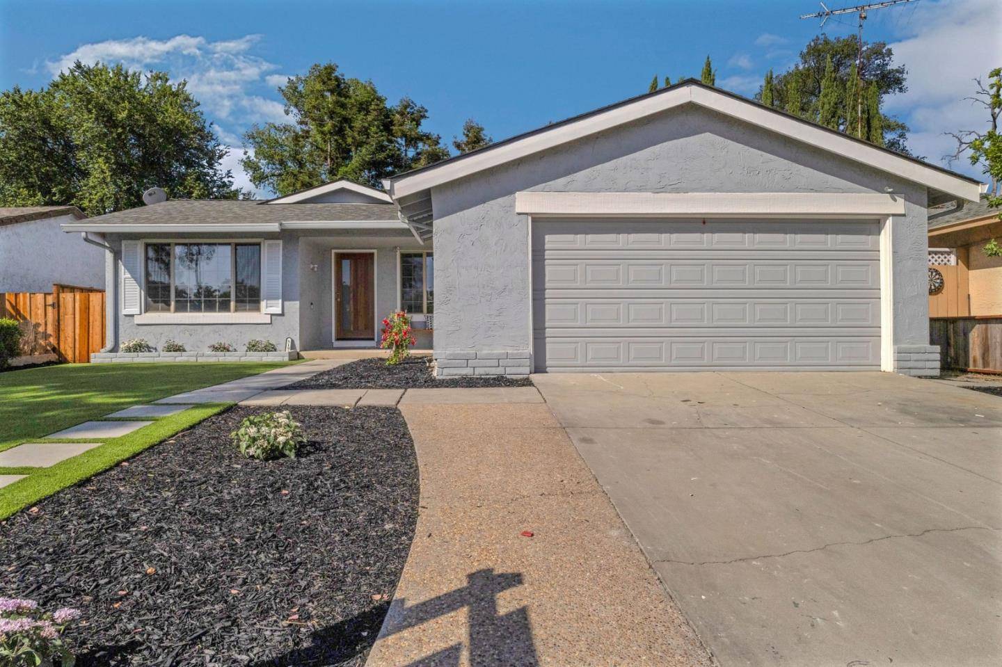 San Jose, CA 95136,5194 Running Bear DR
