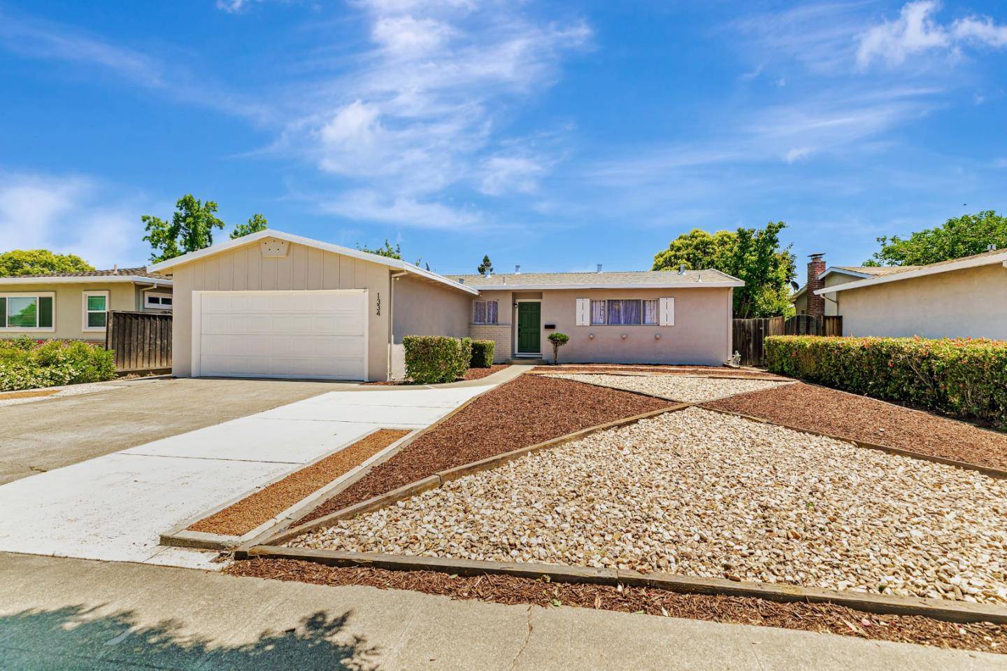San Jose, CA 95130,1334 Klamath DR