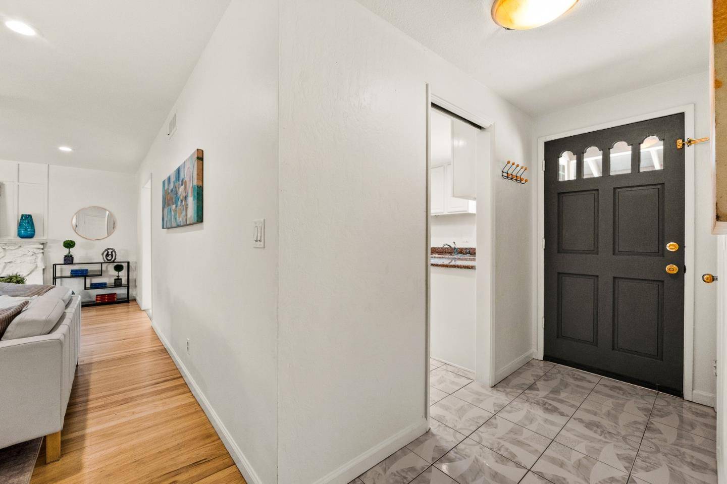 San Jose, CA 95118,1296 Ashcroft LN