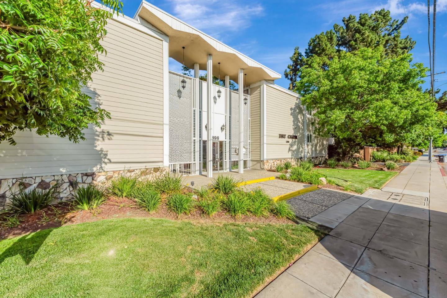 San Jose, CA 95125,1898 Meridian AVE 20