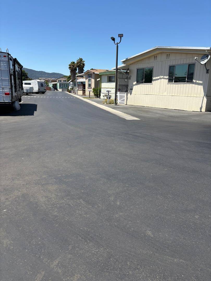 Gilroy, CA 95020,8282 Murray AVE 76