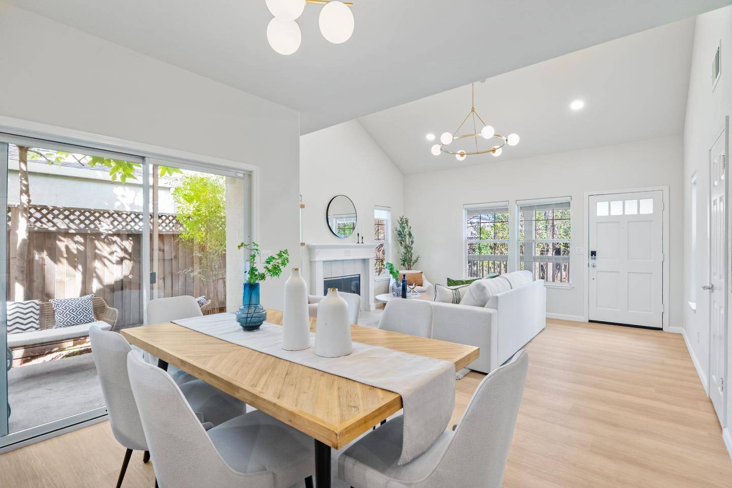Mountain View, CA 94043,838 Excell CT