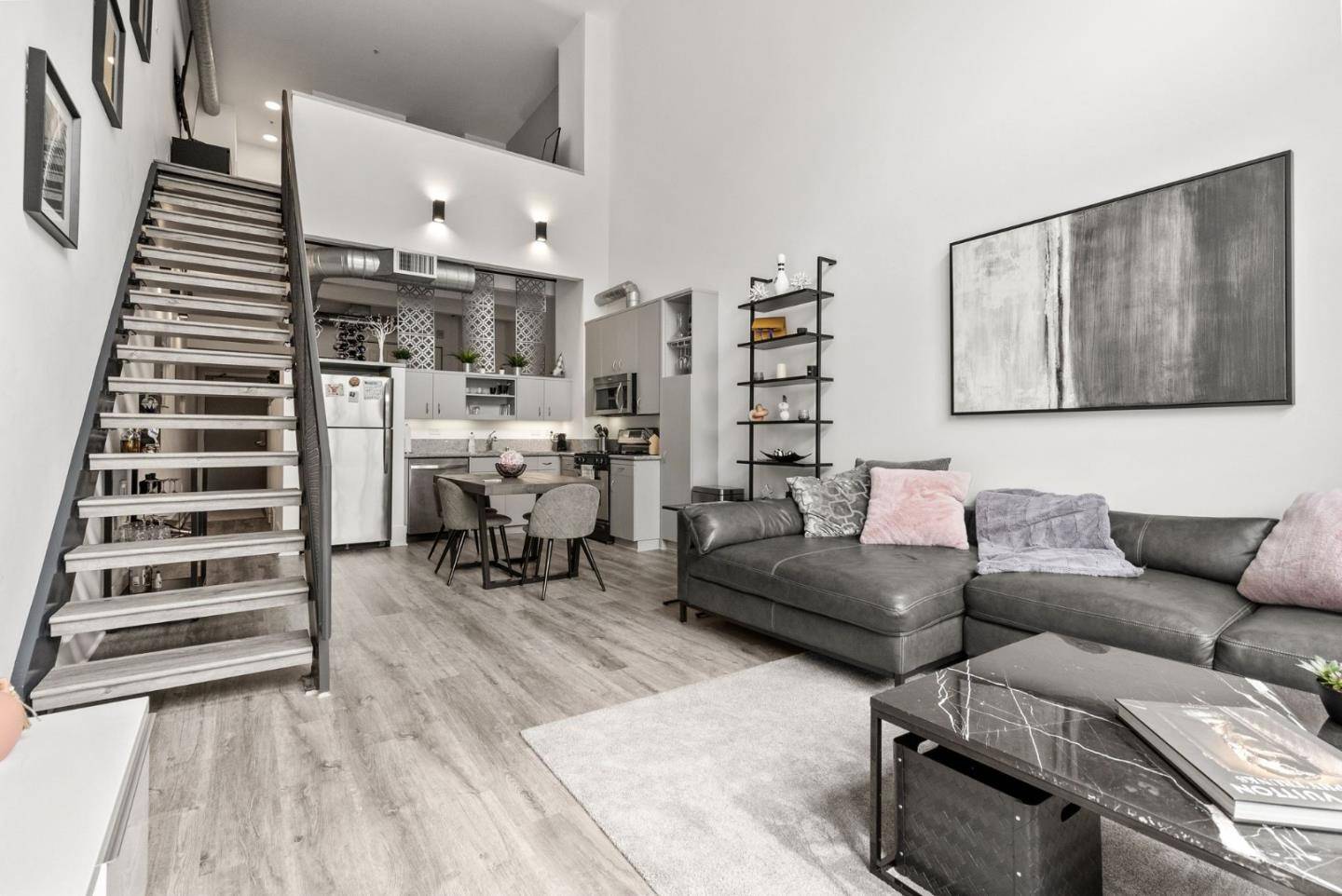 San Jose, CA 95128,334 Santana ROW 325