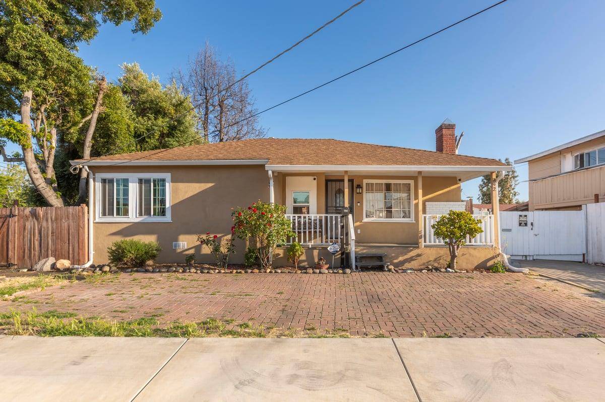 San Lorenzo, CA 94580,792 Delano ST