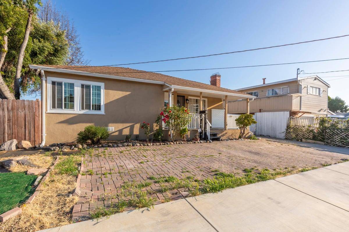 San Lorenzo, CA 94580,792 Delano ST