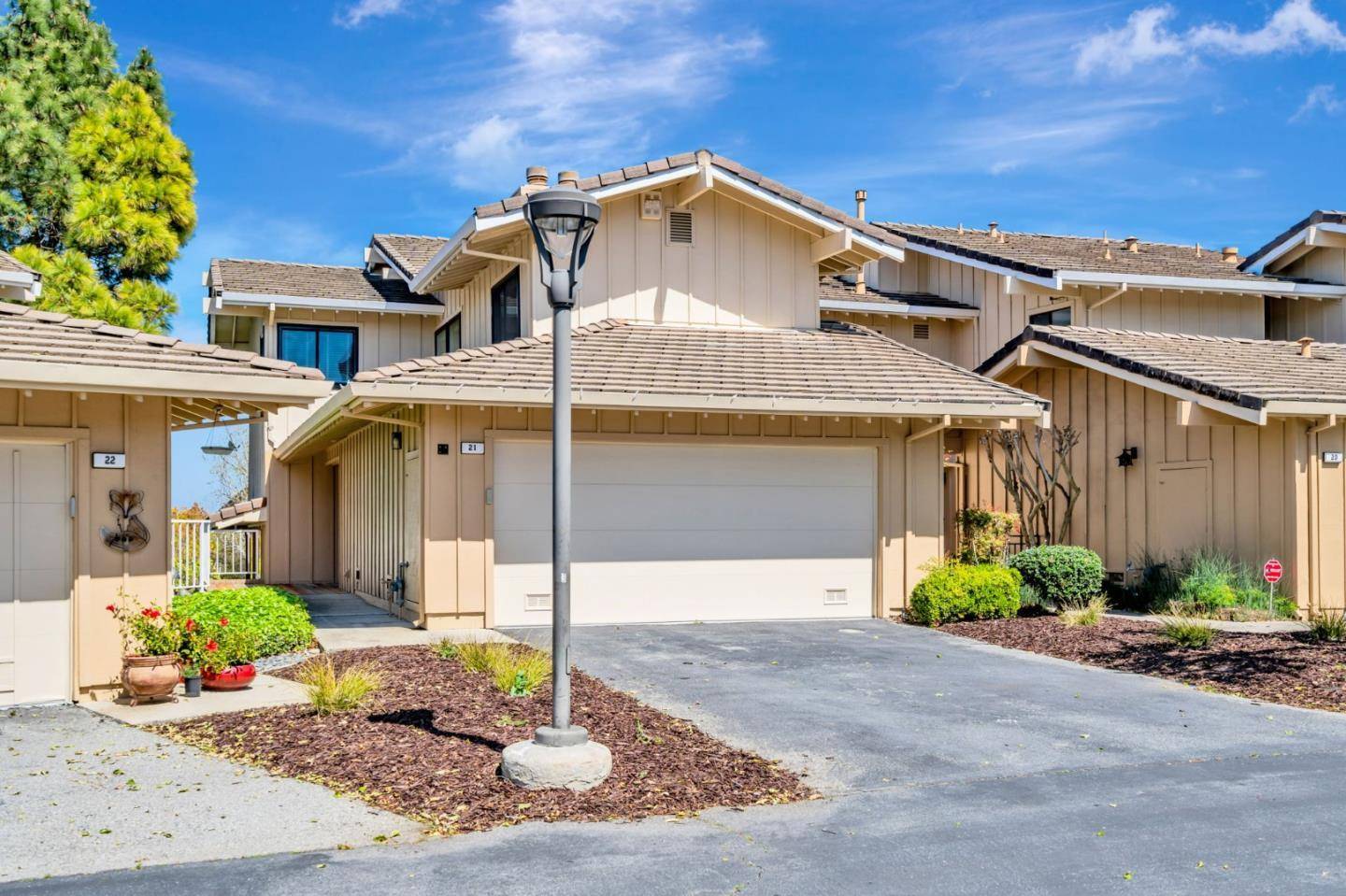 San Carlos, CA 94070,21 Calypso LN