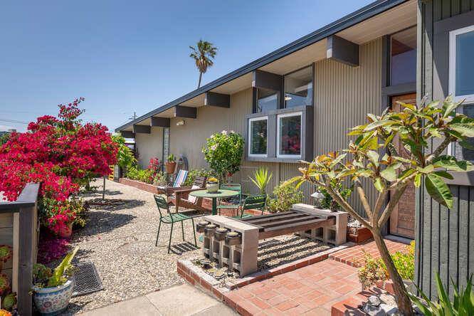 San Mateo, CA 94402,1751 Celeste DR