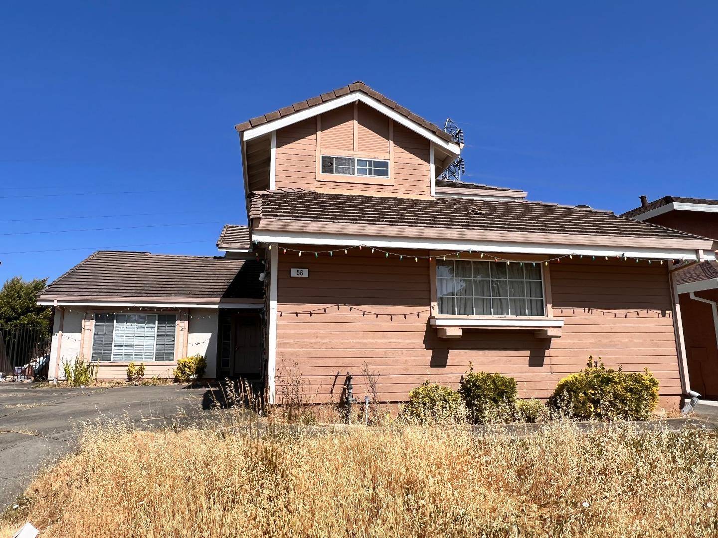 Vallejo, CA 94591,56 Brighton DR