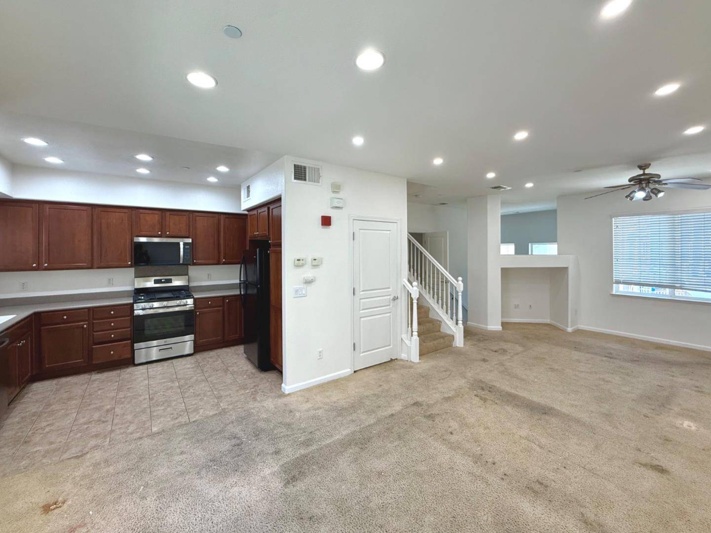 San Pablo, CA 94806,2726 Holly ST