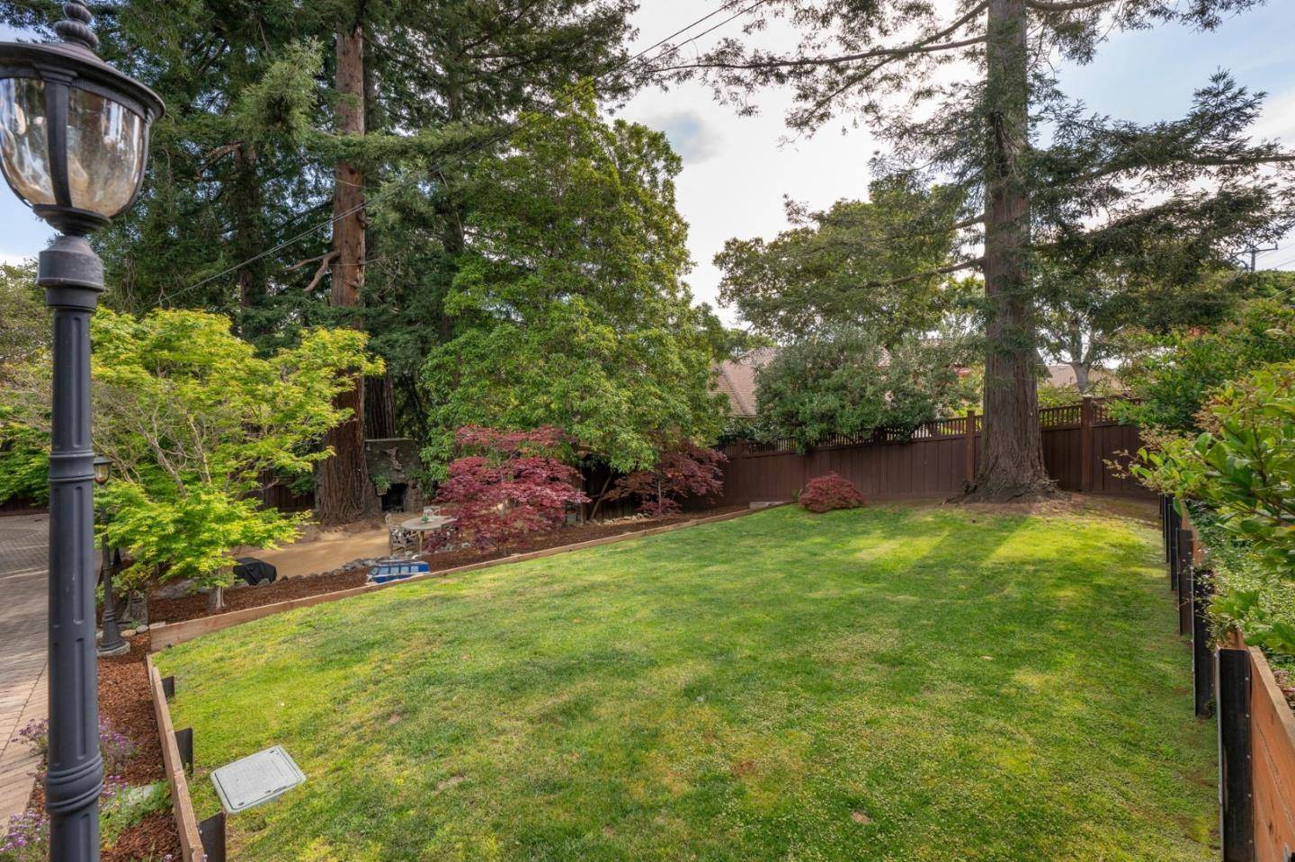 Belmont, CA 94002,2207 Semeria AVE