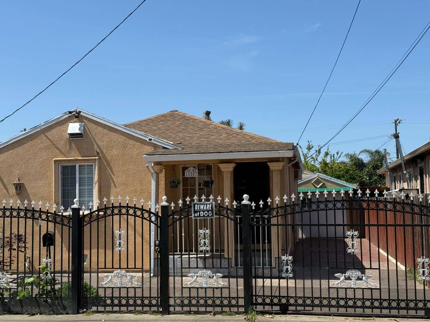 Oakland, CA 94603,10507 Russet ST