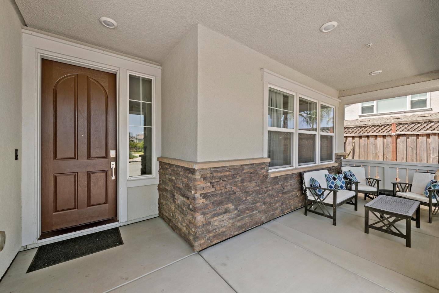 Gilroy, CA 95020,1611 Vinsanto CT
