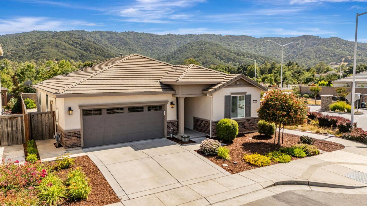 Gilroy, CA 95020,1798 Rosemary DR