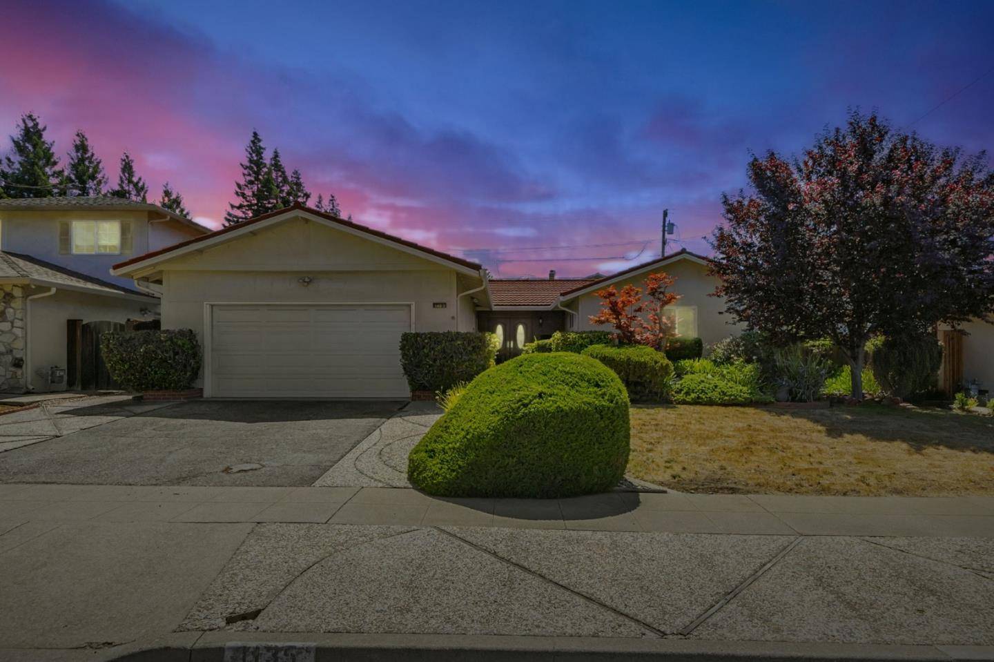 Cupertino, CA 95014,1135 Elmsford DR