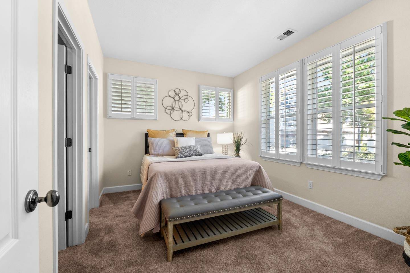 Cupertino, CA 95014,20582 Murano CIR
