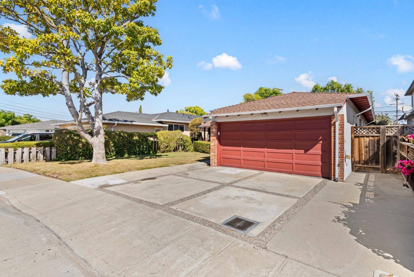 San Mateo, CA 94403,1023 Annapolis DR