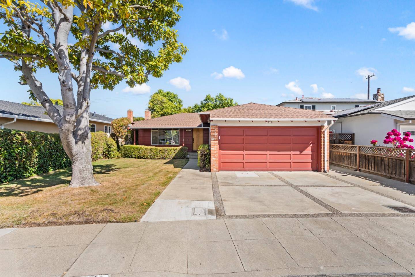 San Mateo, CA 94403,1023 Annapolis DR