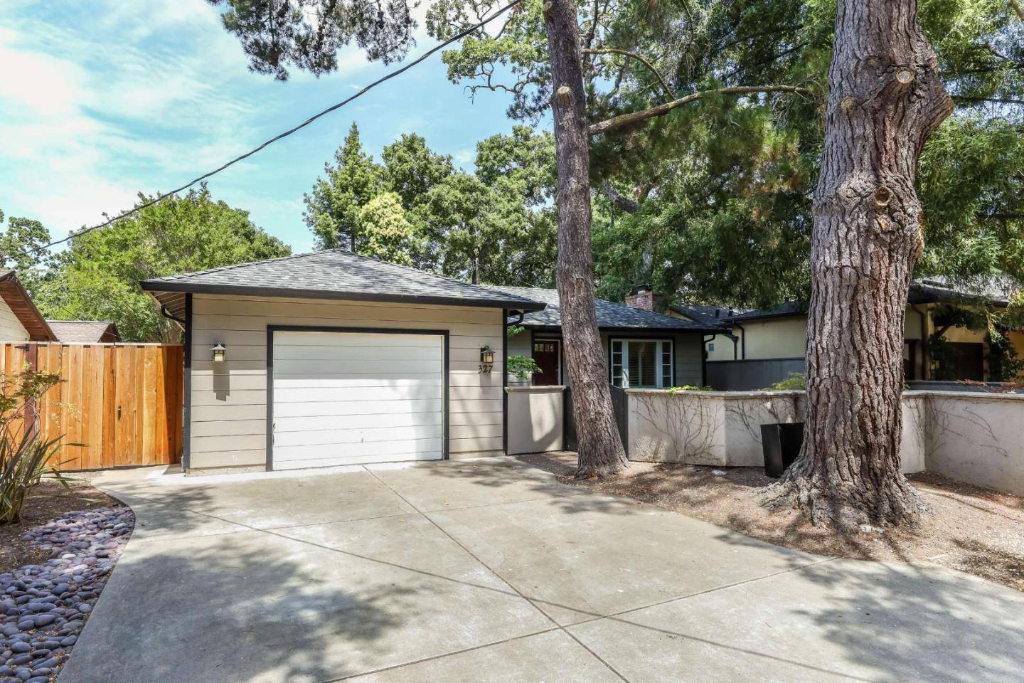 Menlo Park, CA 94025,327 Bay RD
