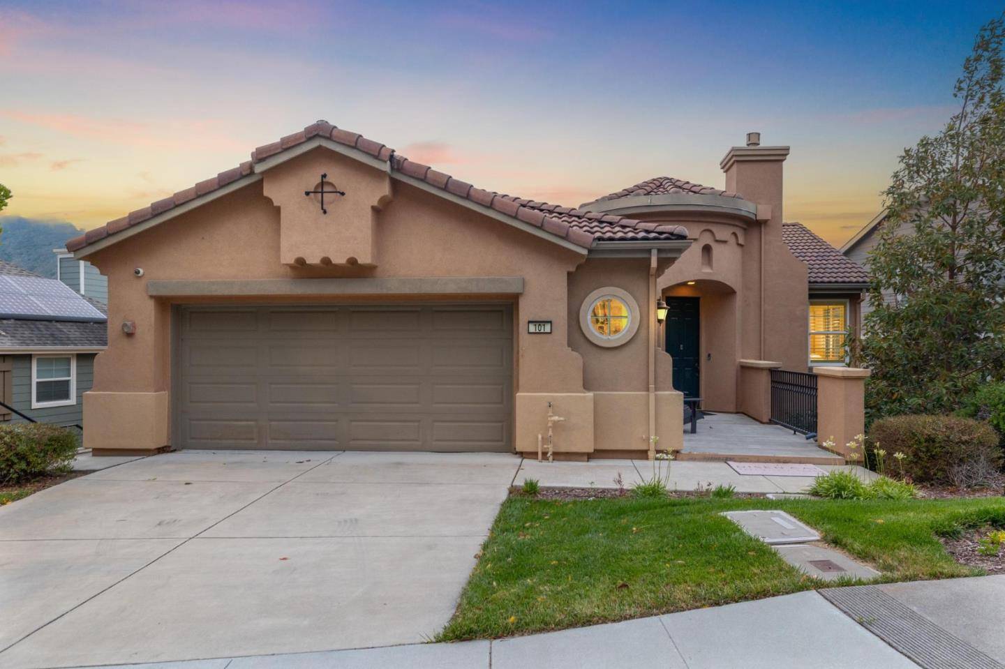 Brisbane, CA 94005,101 Butterweed LN