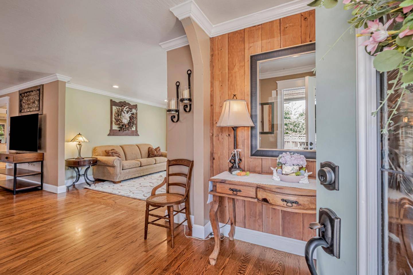 Watsonville, CA 95076,18 Linden RD