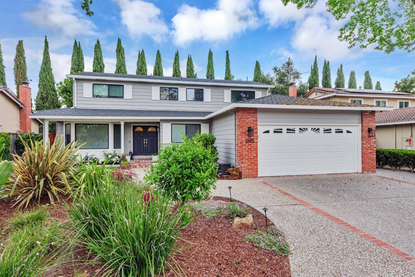 Sunnyvale, CA 94086,1005 Lupine DR