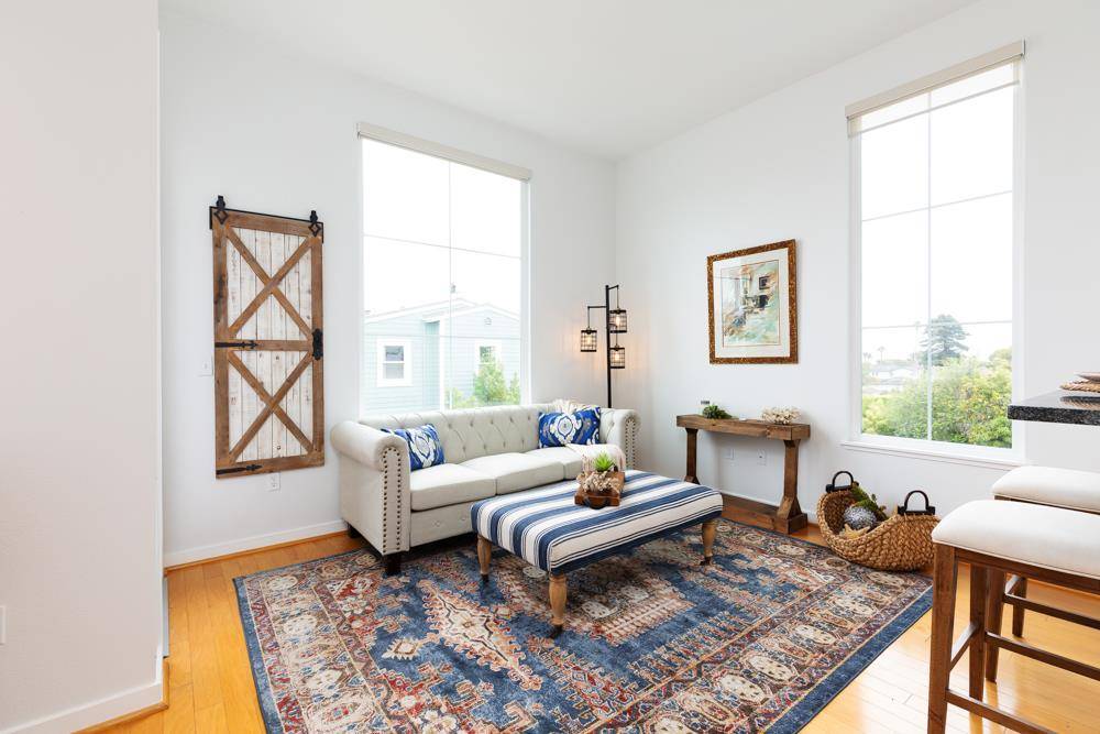 Capitola, CA 95010,1066 41st AVE A302