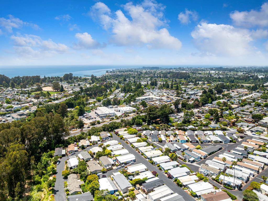 Soquel, CA 95073,60 Pepperwood WAY 60