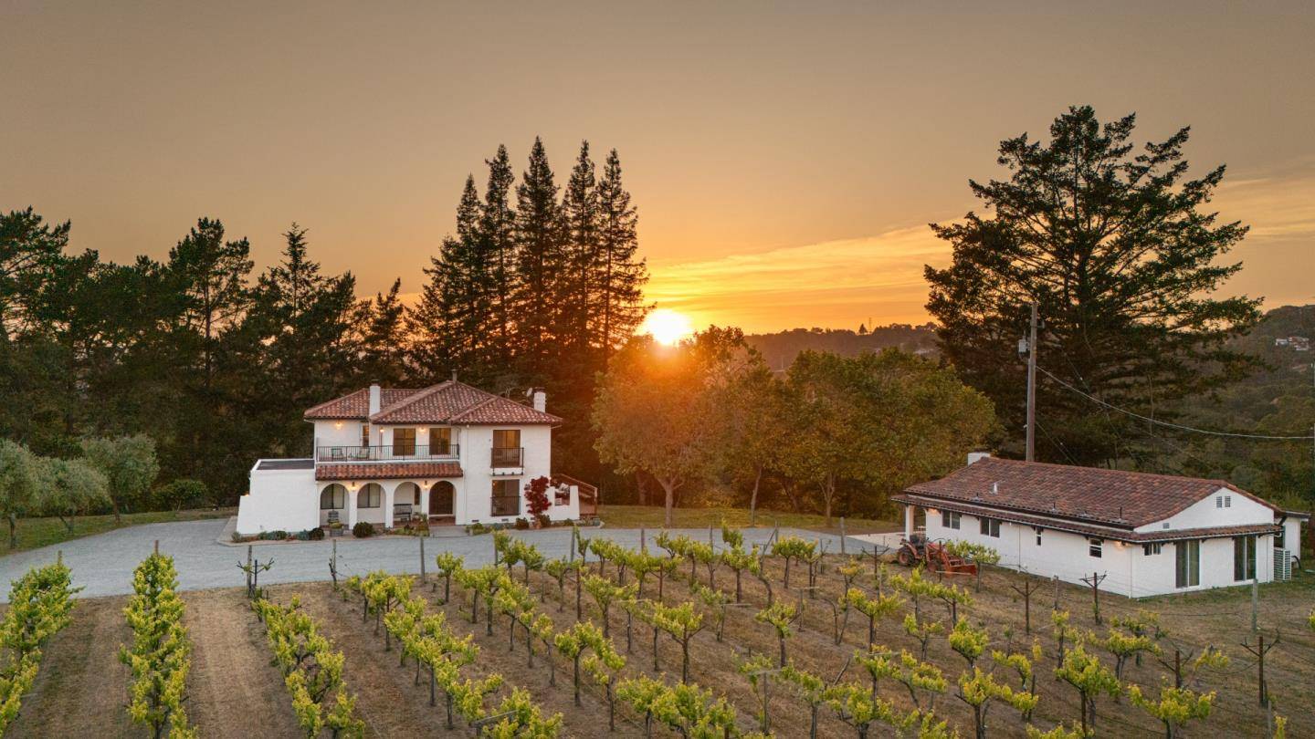 Soquel, CA 95073,3357 Chardonnay RD