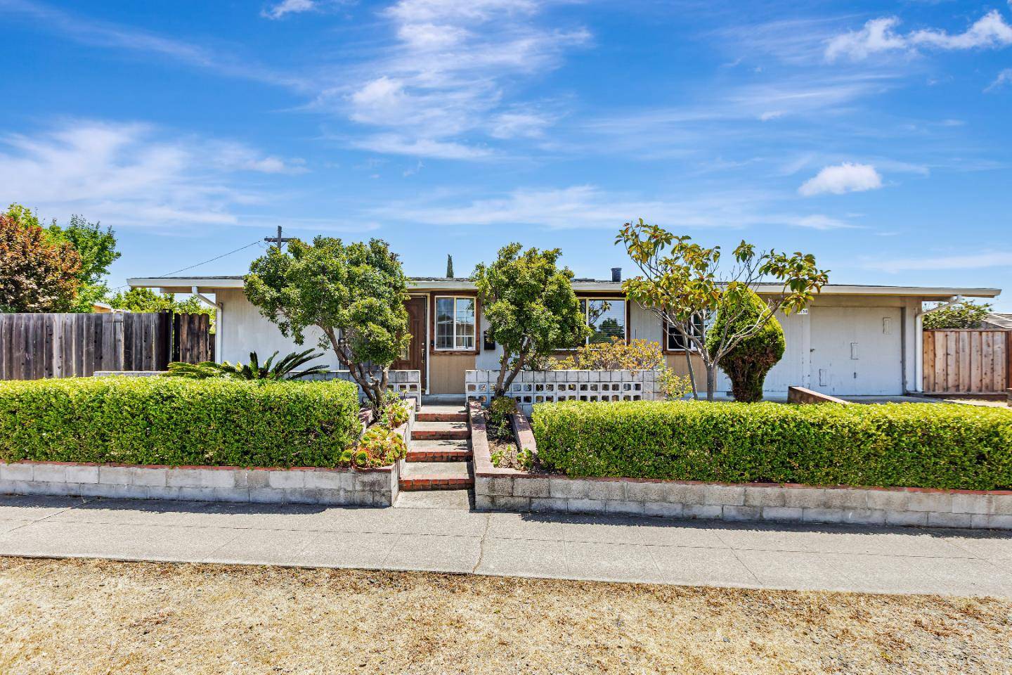 San Jose, CA 95127,3156 Gawain DR