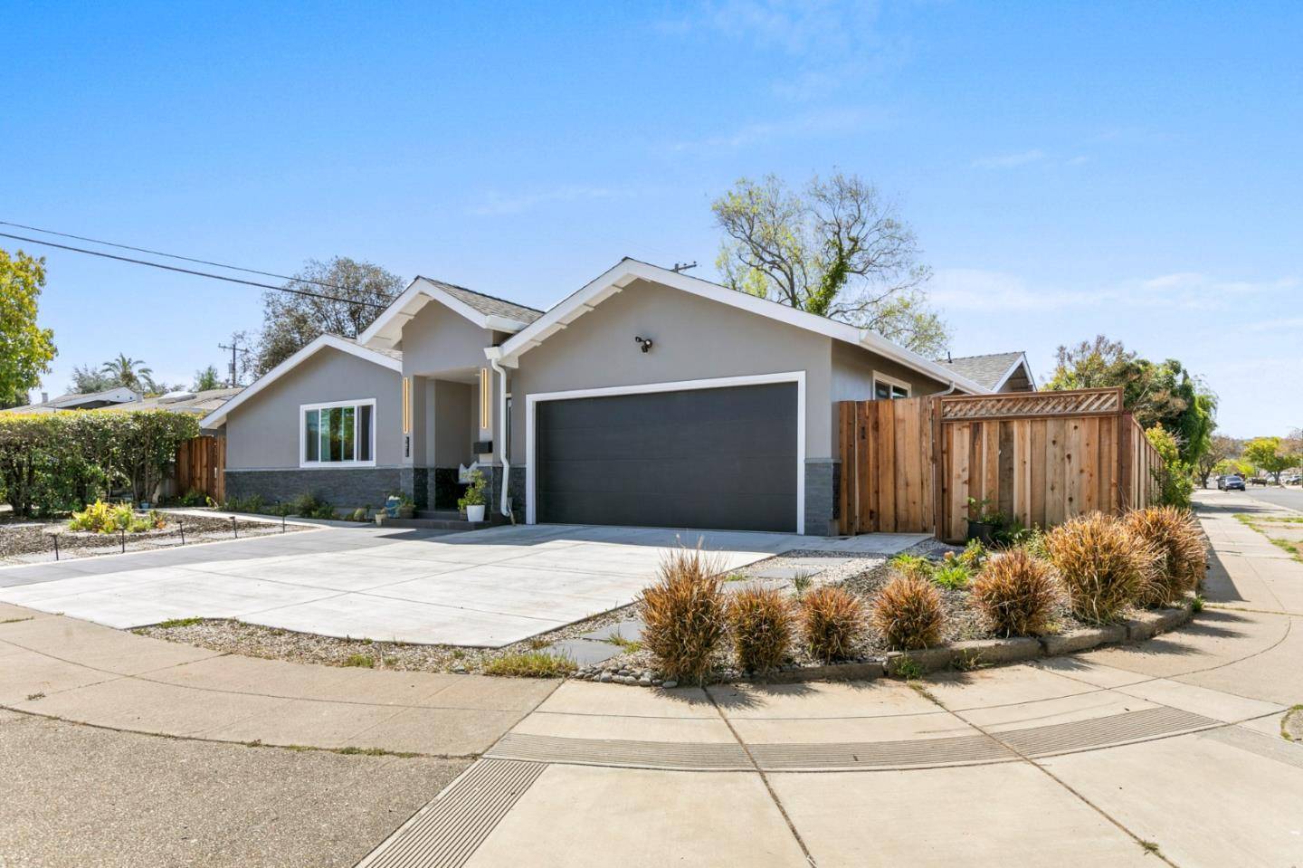 San Jose, CA 95118,5471 Dent AVE