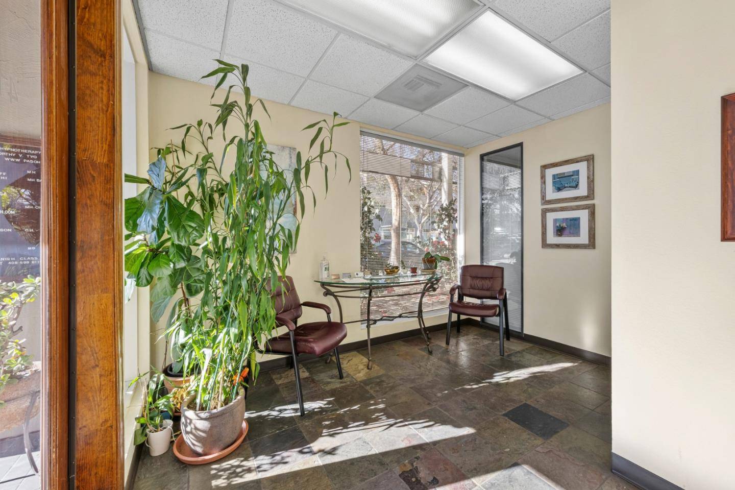 Palo Alto, CA 94306,4149 El Camino WAY