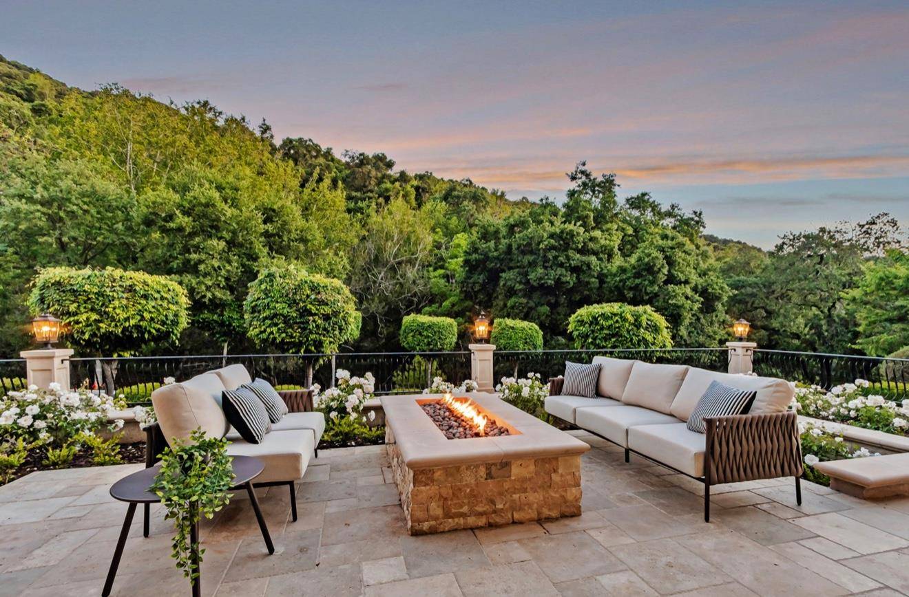 Los Gatos, CA 95032,15681 Kennedy RD