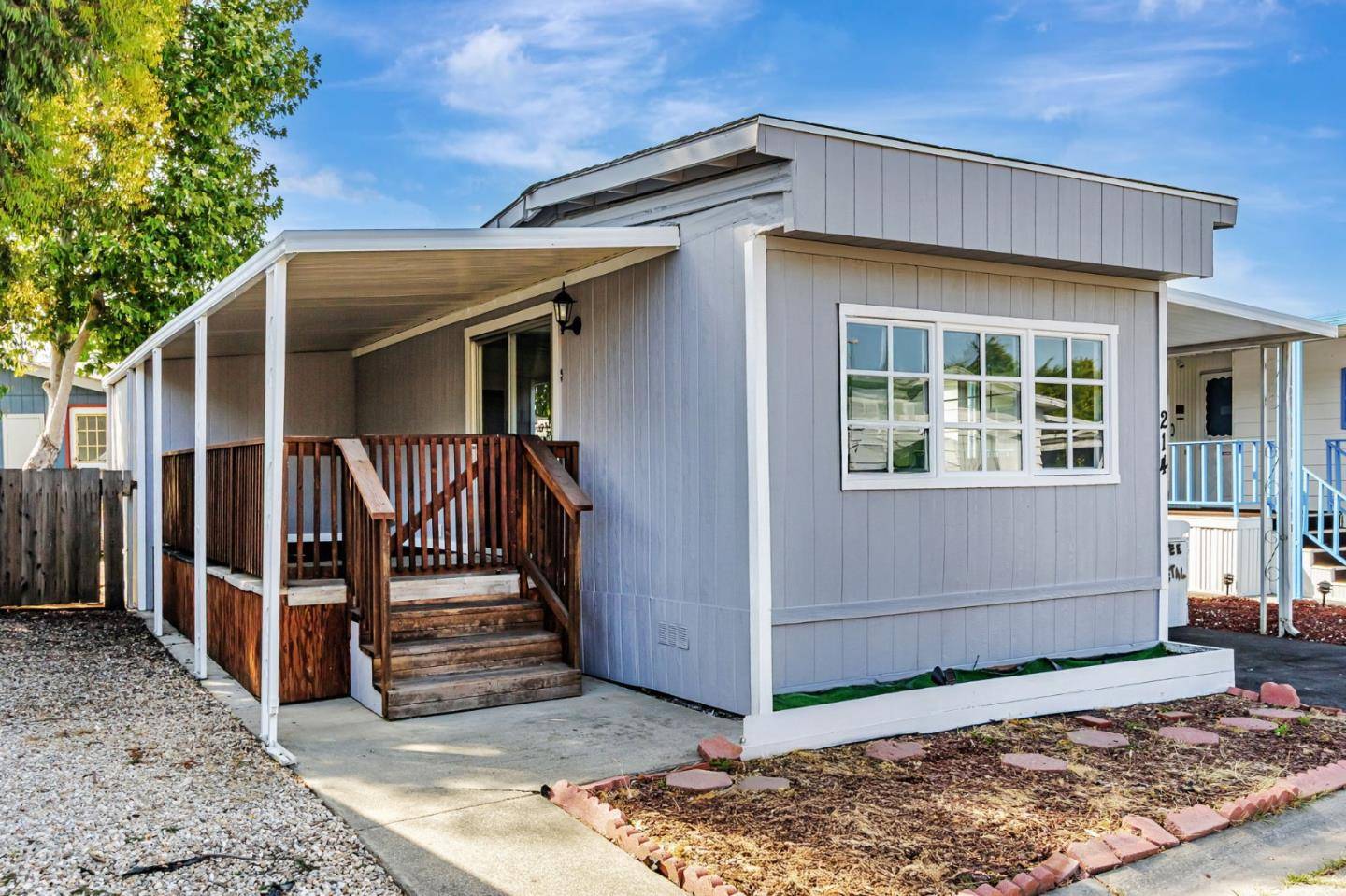 San Jose, CA 95134,214 El Bosque DR 214