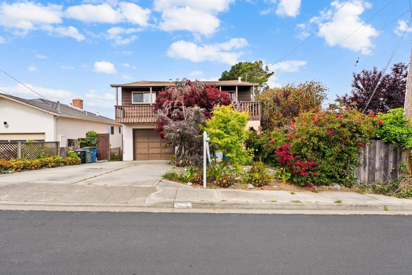 Belmont, CA 94002,3705 Encline WAY